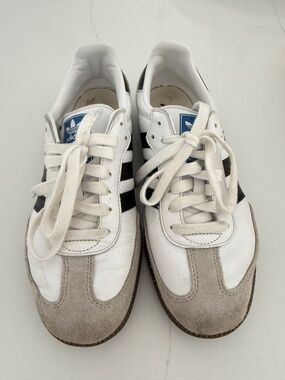 Adidas White & Black Leather Samba Sneakers Size US 7